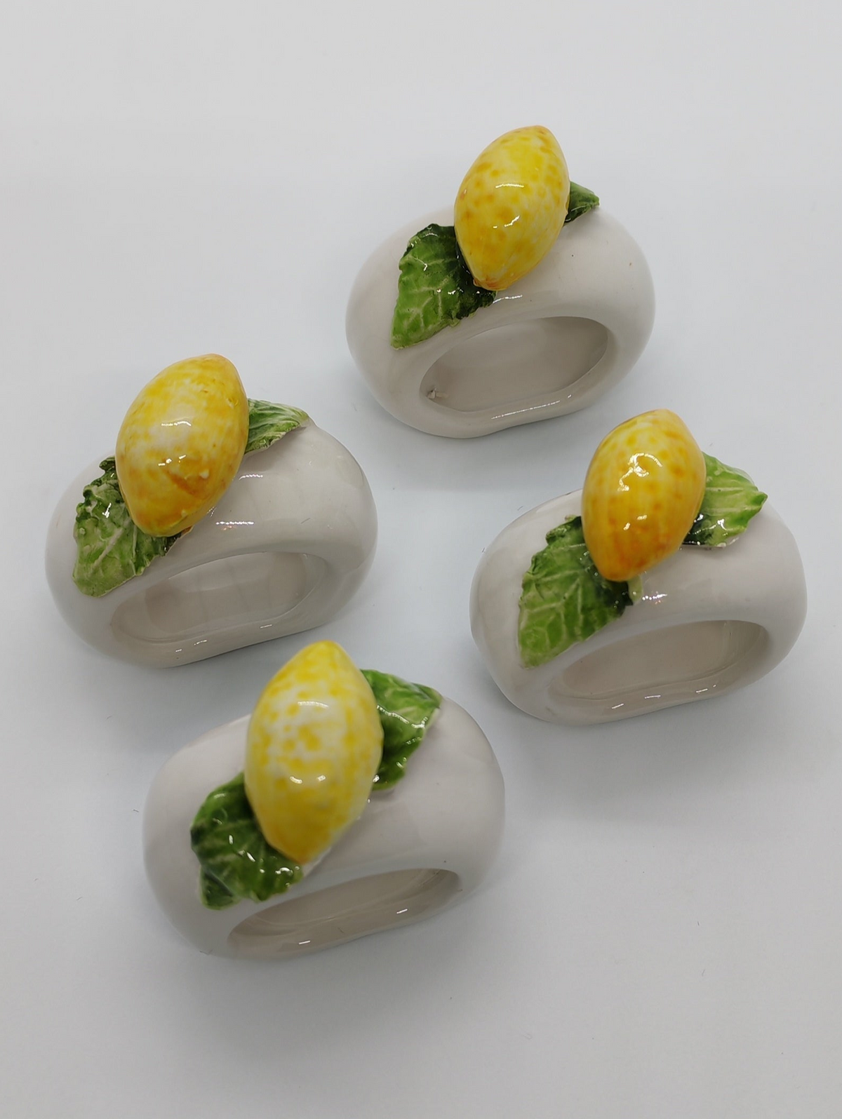 Lemon napkin rings 4 pcs