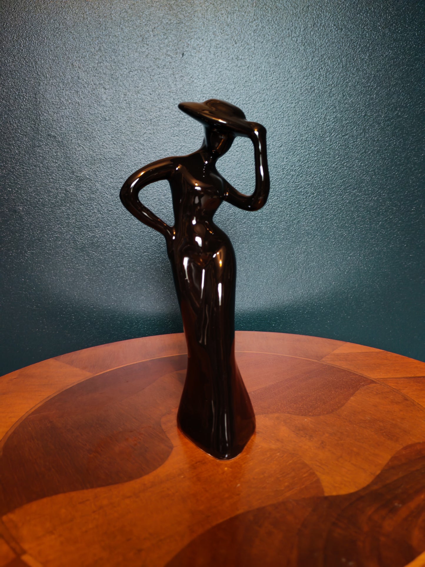 Vintage Art Deco Black Ceramic Female Figurine (1980s)