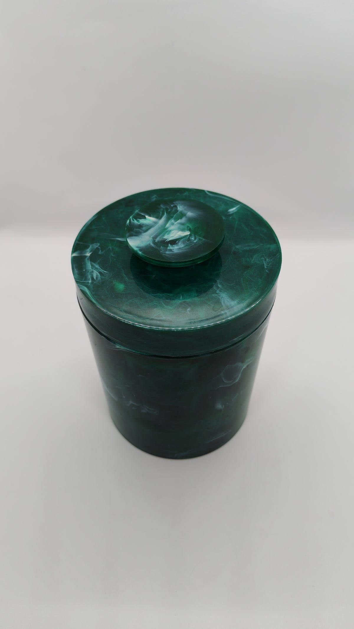 Green French plastic marble-patterned storage jar