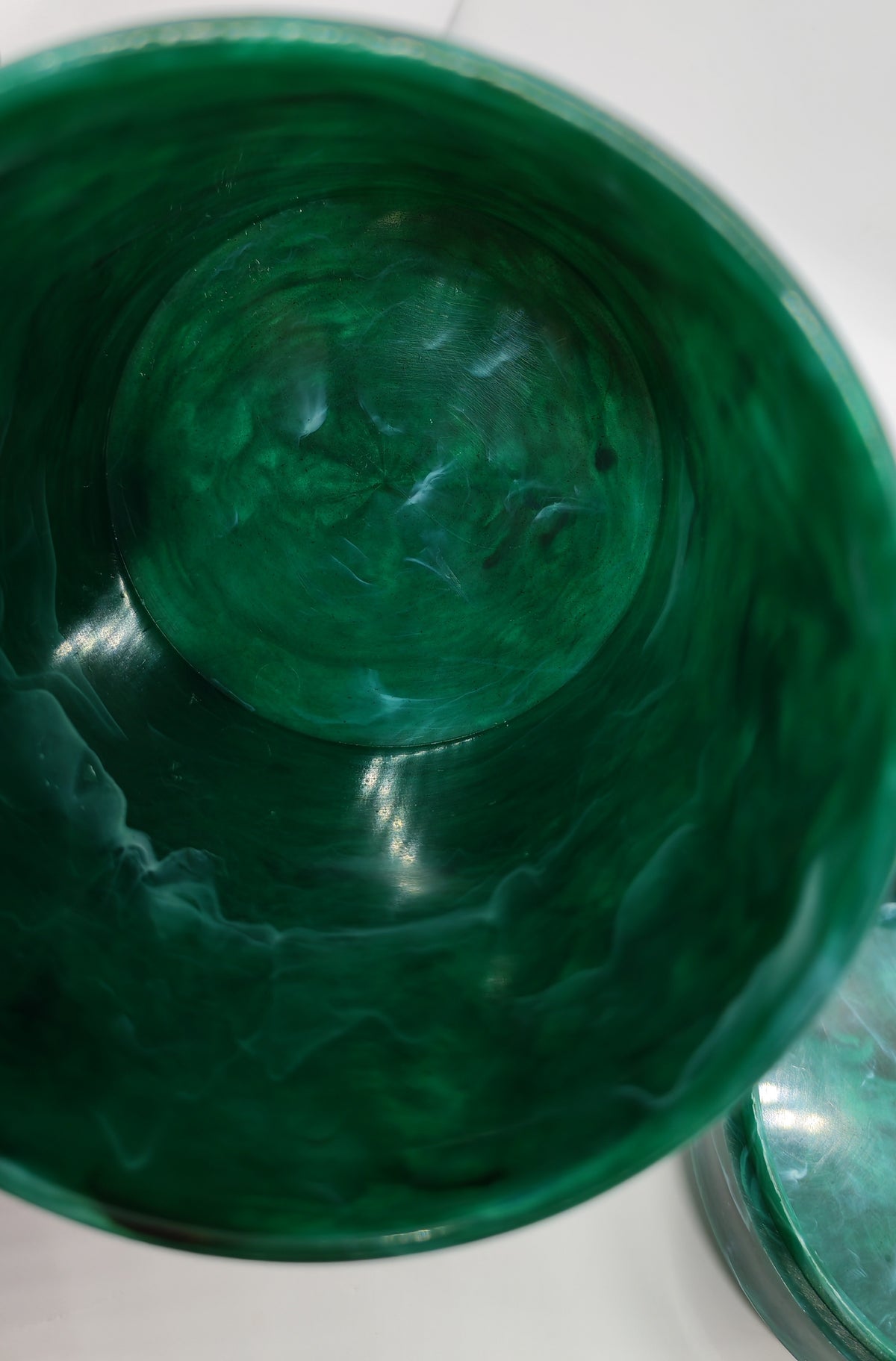 Green French plastic marble-patterned storage jar