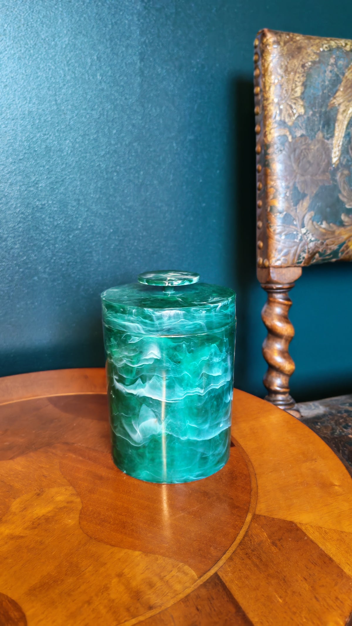 Green French plastic marble-patterned storage jar