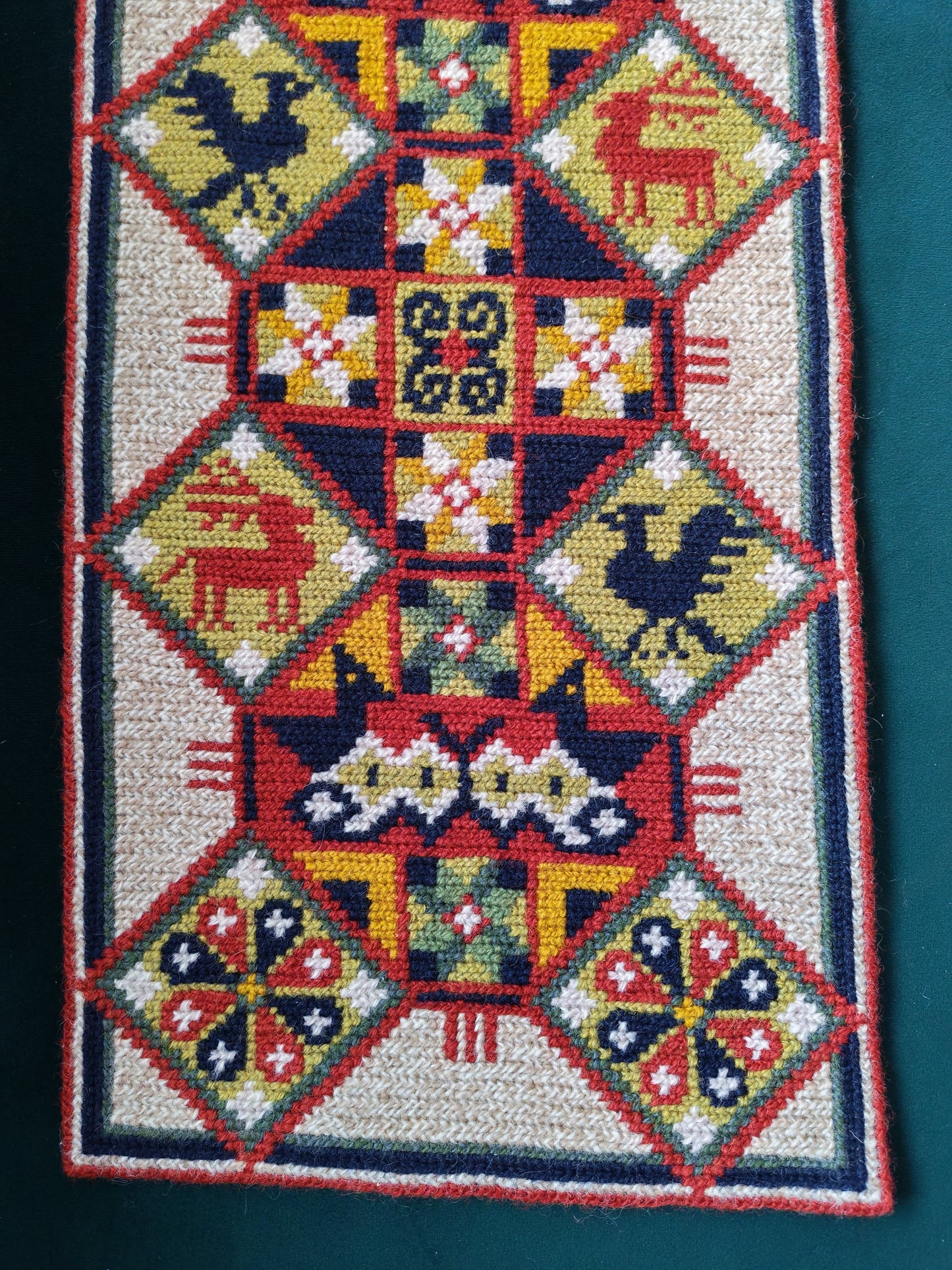 Pieni vintage-seinävaate