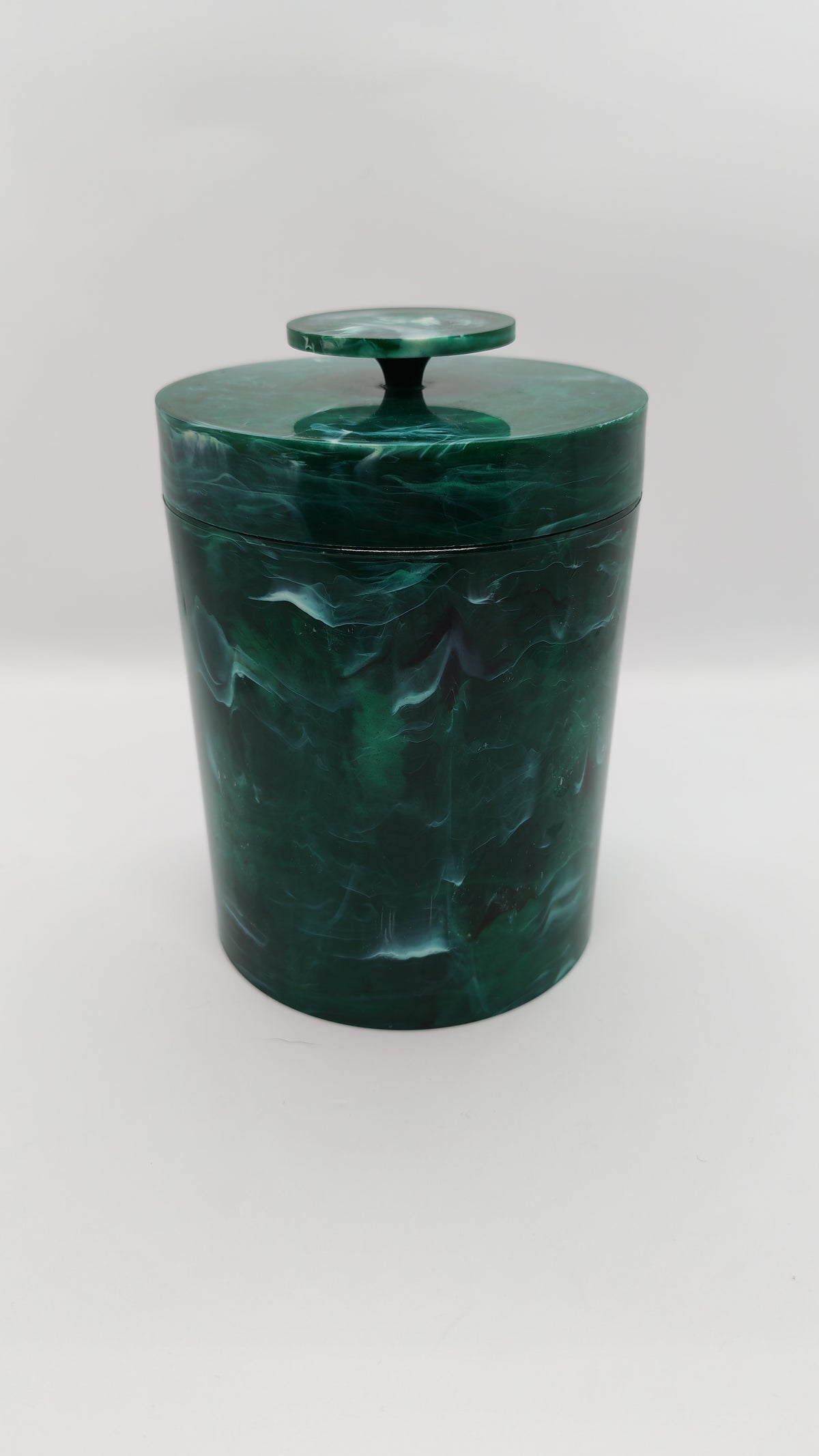 Green French plastic marble-patterned storage jar