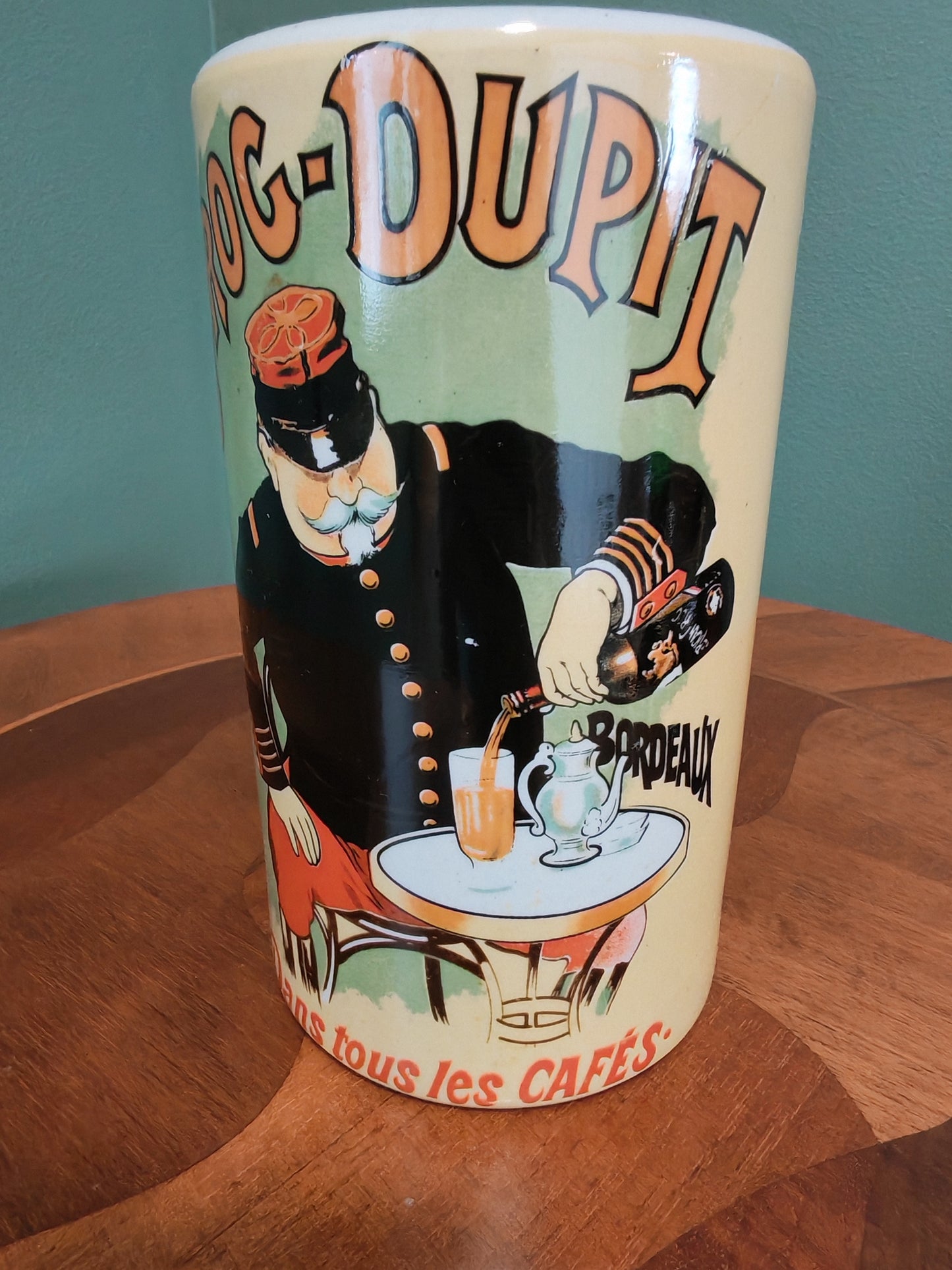 Jar / ceramic vase with Grog-Dupit illustration