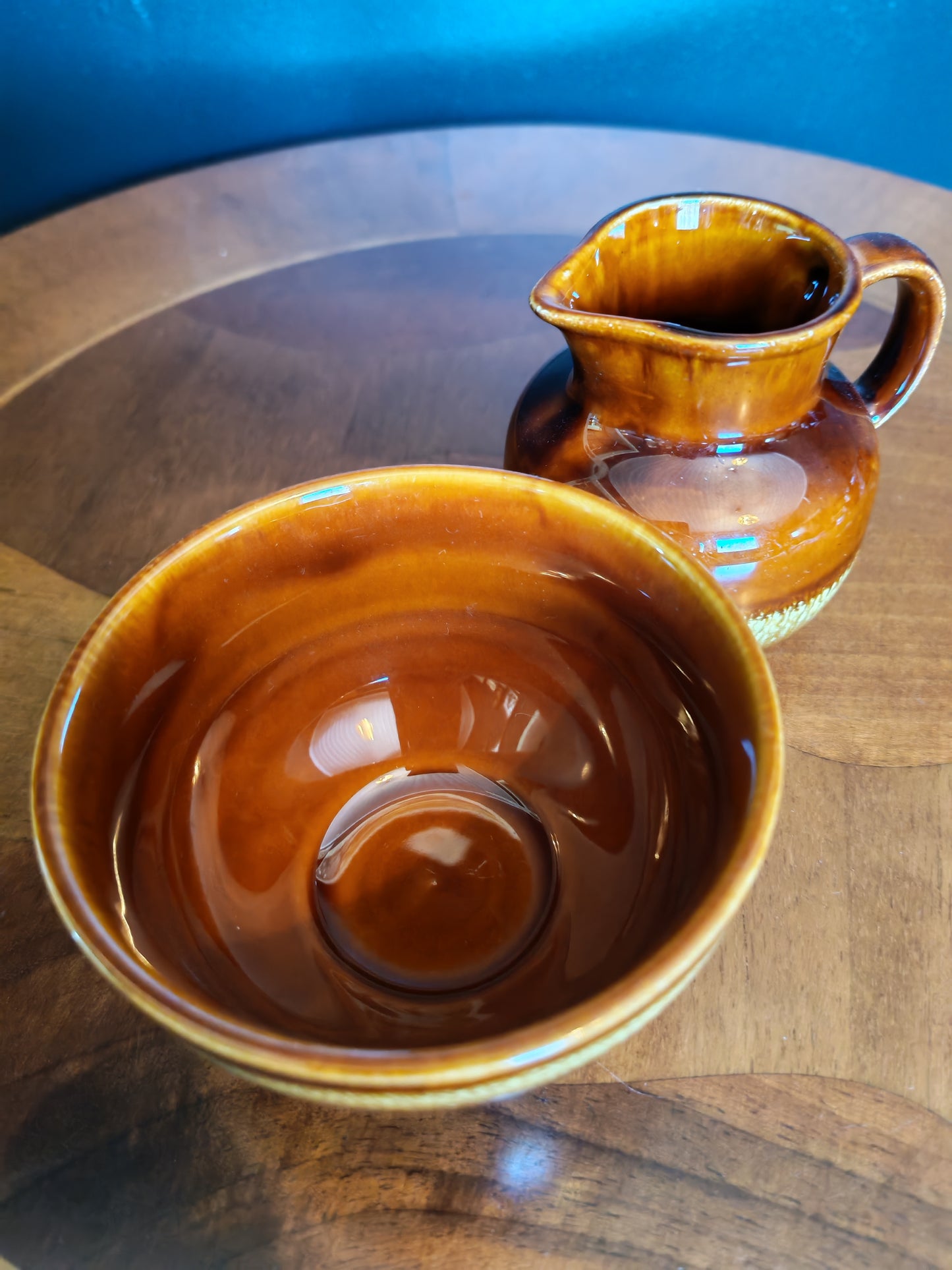 Ceramic brown sugar bowl and creamer, Colditz GDR