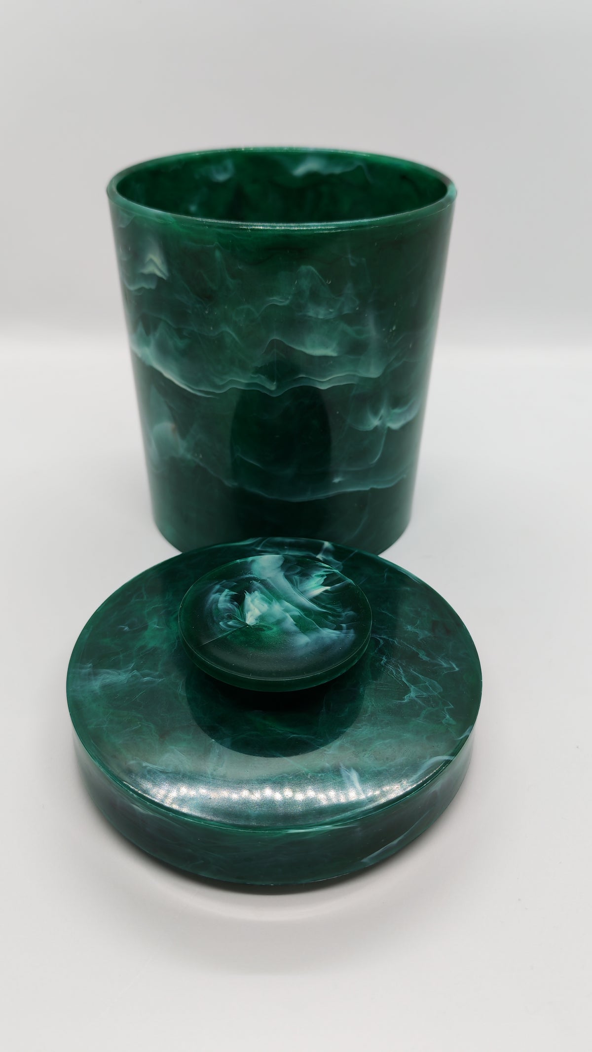 Green French plastic marble-patterned storage jar