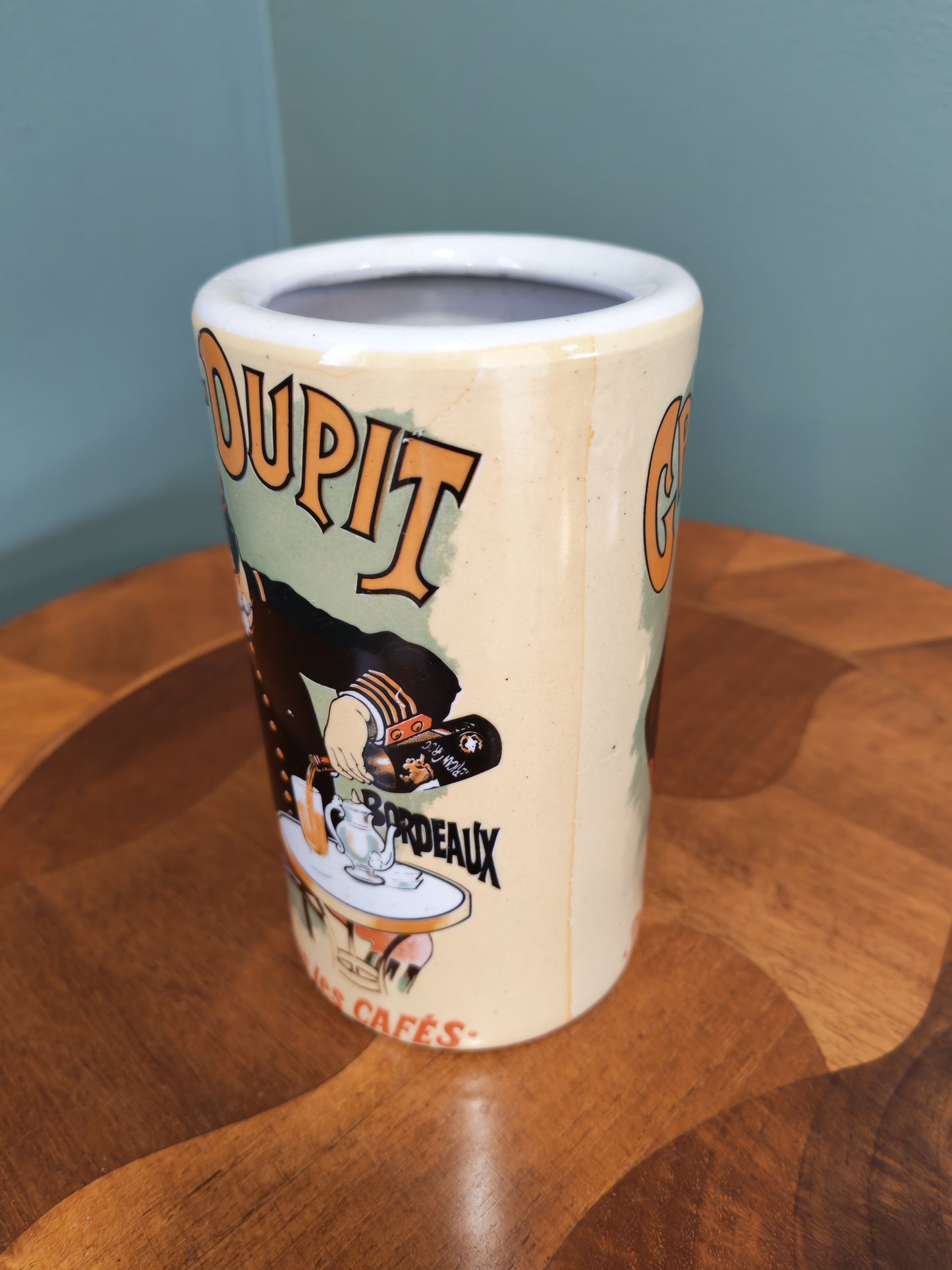 Jar / ceramic vase with Grog-Dupit illustration