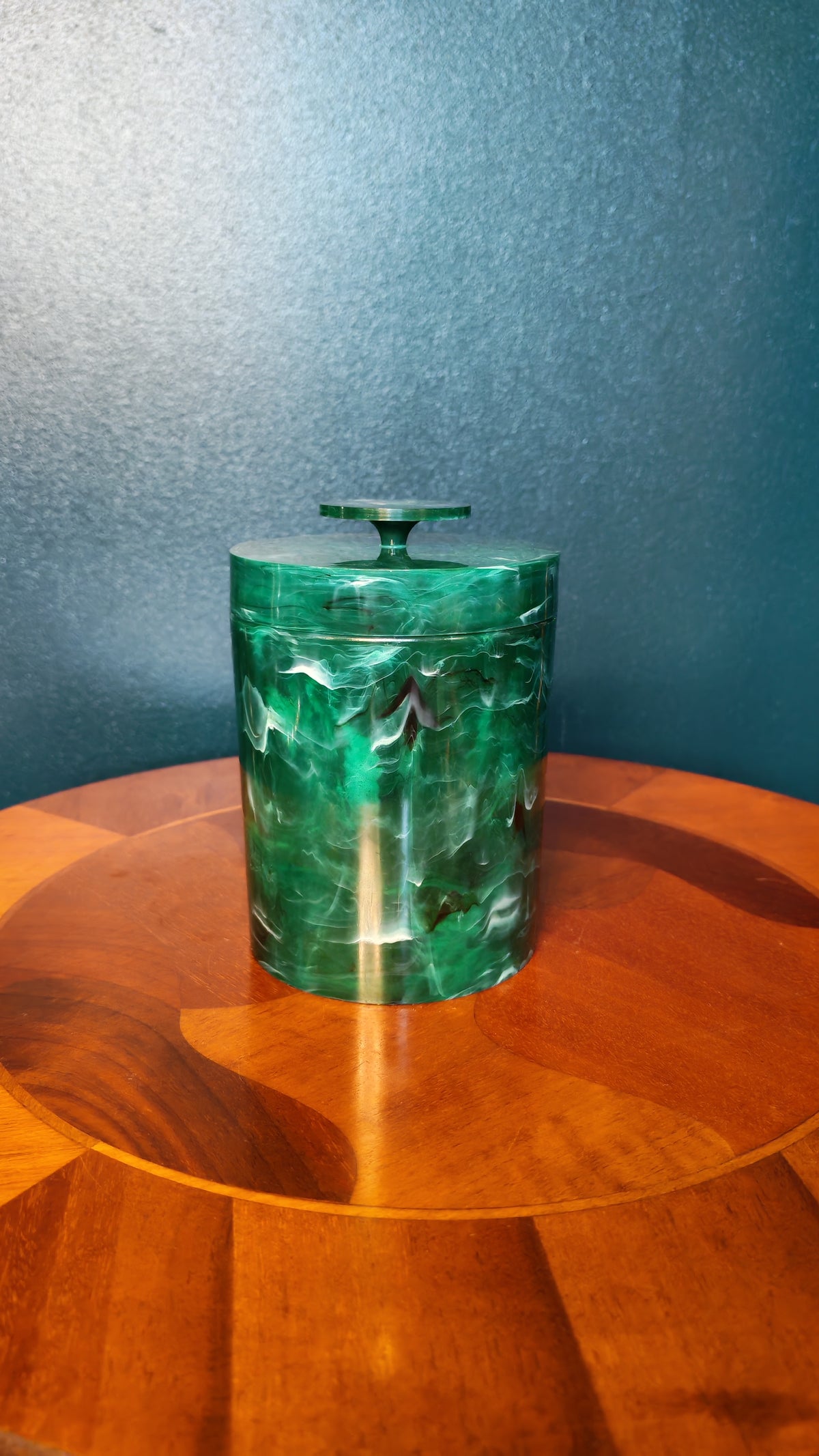 Green French plastic marble-patterned storage jar