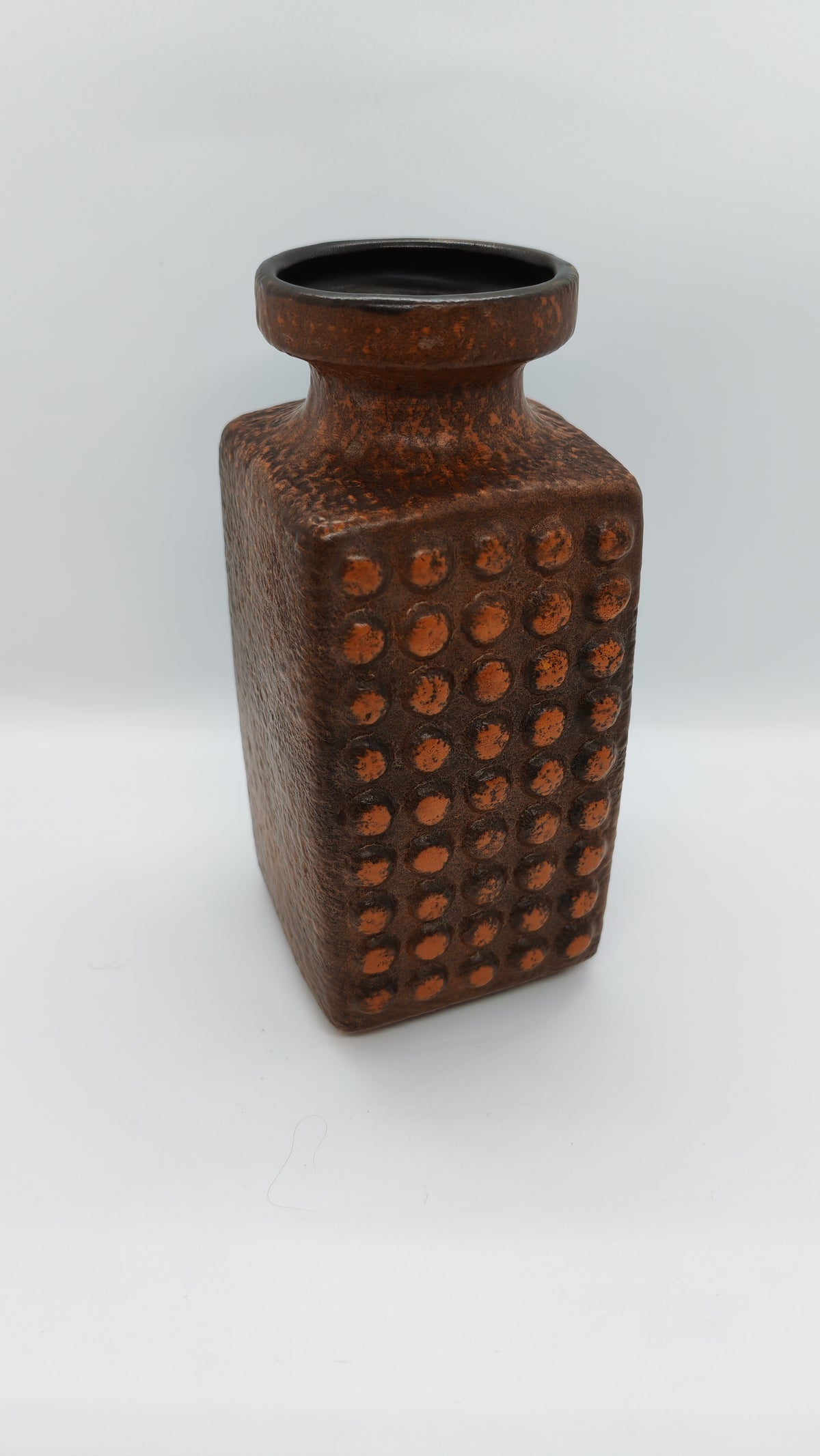 Orangered ceramic vase, VEB Haldensleben 3058 B