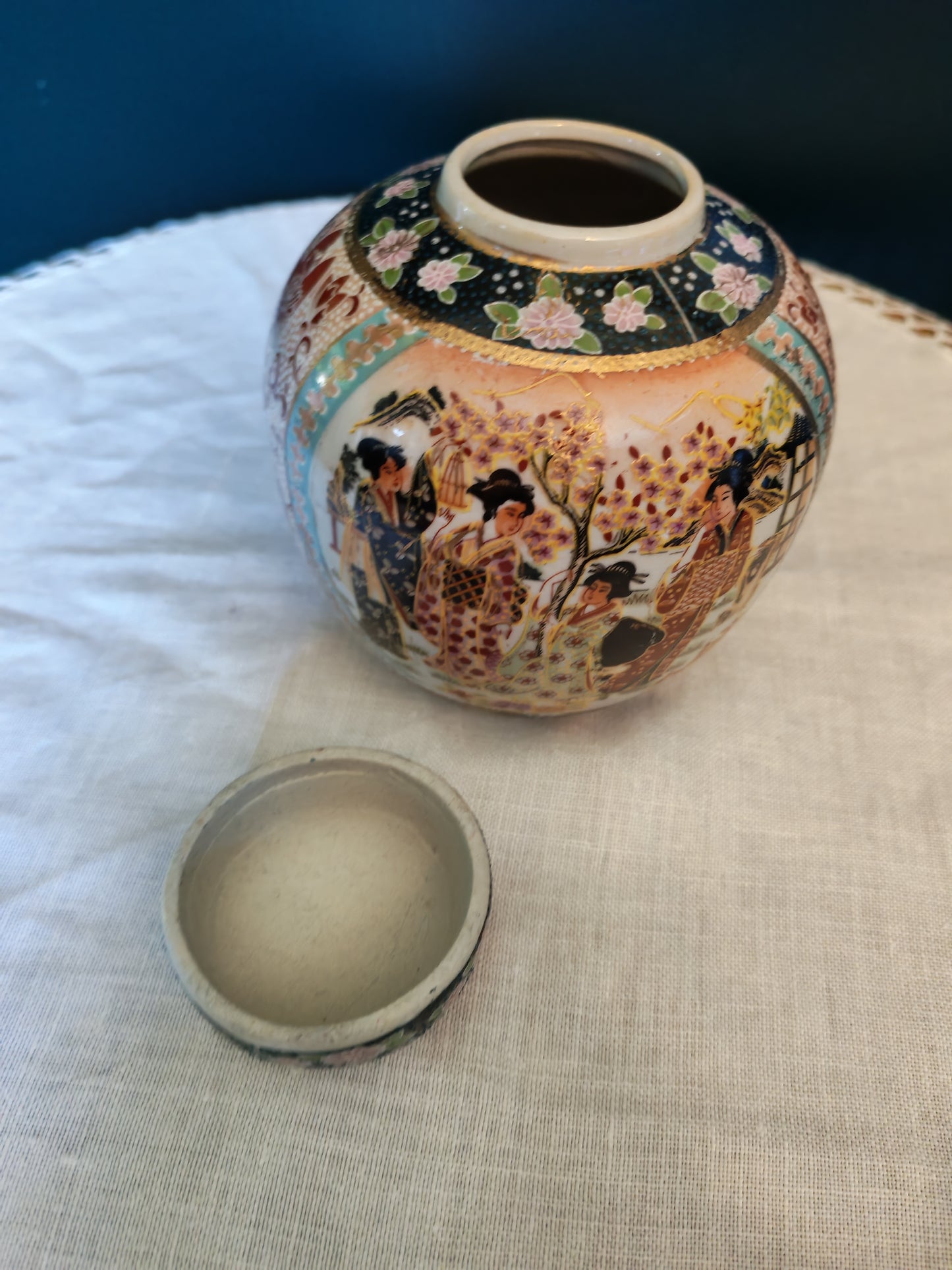 Vintage Japanese lidded decorative jar