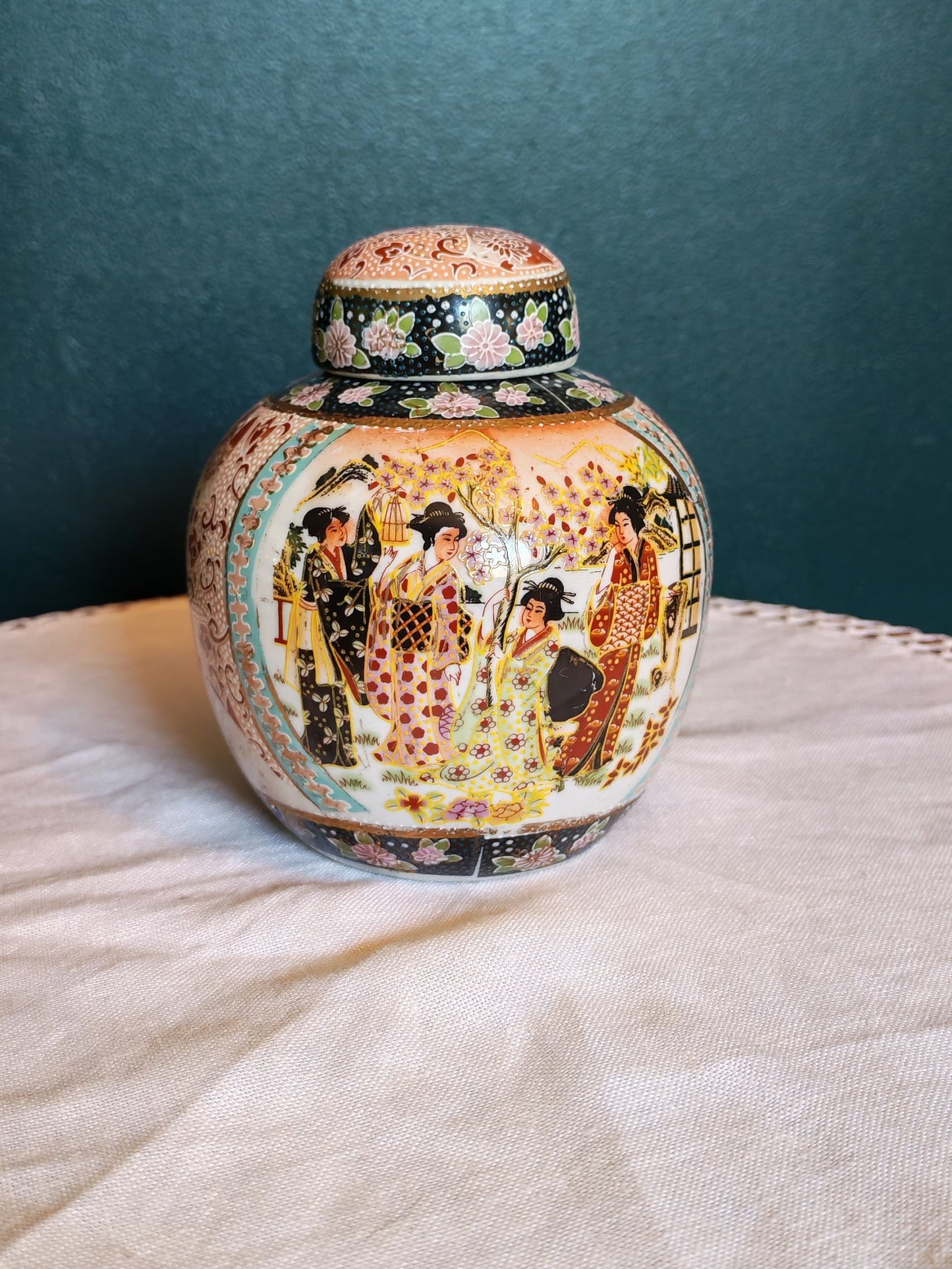 Vintage Japanese lidded decorative jar