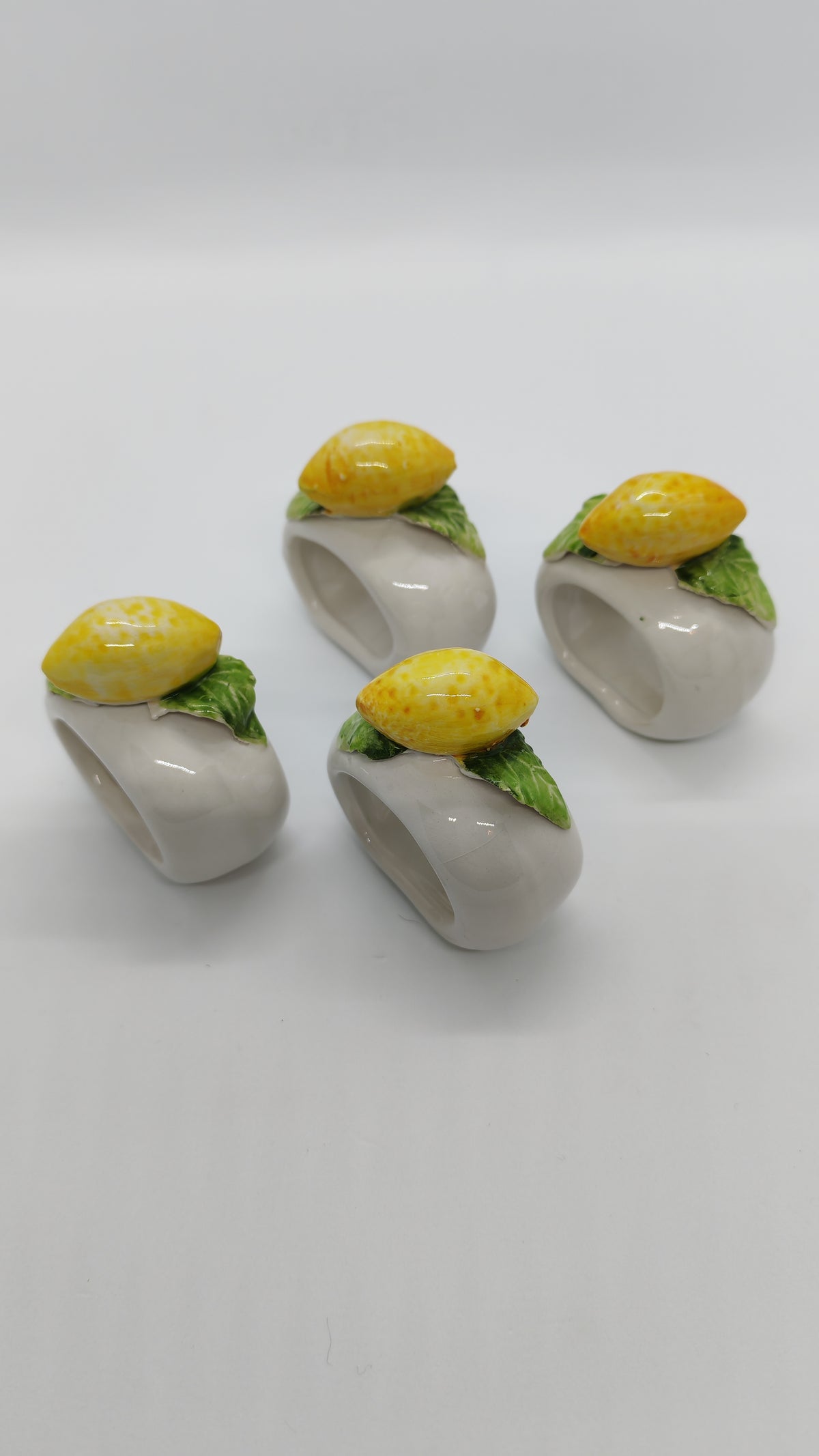 Lemon napkin rings 4 pcs